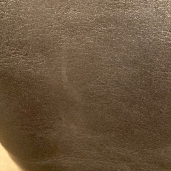 Madewell The Lisbon O ring zip Leather Bucket Bag in thick Black Leather - Picture 7 of 9